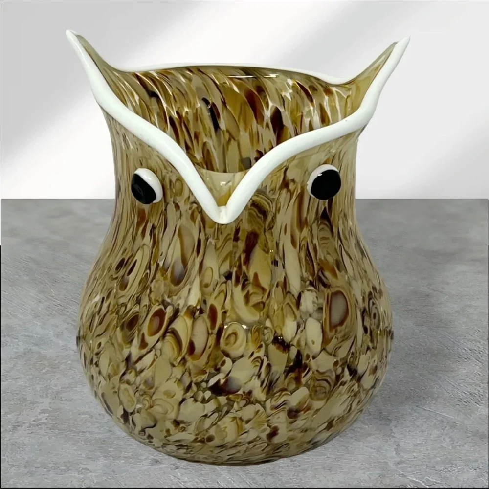 Glass Owl Vase Hand Blown‎ Glass Approximately 6 Inches Tall